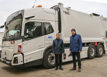 NOWA ŚMIECIARKA JUŻ NA STANIE ZAKŁADU GOSPODARKI KOMUNALNEJ W BRUSACH