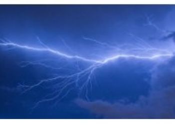 METEOROLODZY ZAPOWIADAJĄ NA DZIŚ BURZE Z GRADEM!