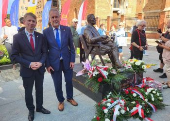 ODSŁONIĘCIE POMNIKA LECHA BĄDKOWSKIEGO