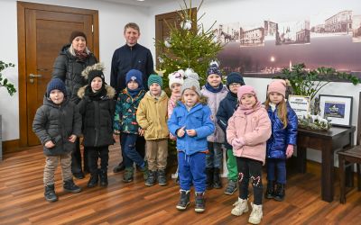 BOŻONARODZENIOWE ODWIEDZINY W URZĘDZIE