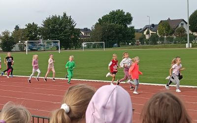 SP W LEŚNIE: Bieg Gryfa