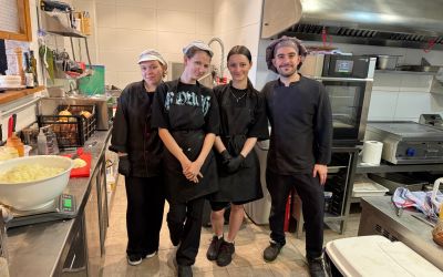 MŁODZIEŻ Z BRUS PODBIJA MALAGĘ! SUKCES UCZNIÓW BRUSKIEJ BRANŻÓWKI W PROGRAMIE ERASMUS+