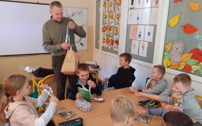 SP LEŚNO: Spotkanie z leśnikiem
