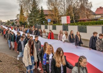 POD BIAŁO - CZERWONĄ