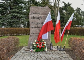 XIII ROCZNICA KATASTROFY SMOLEŃSKIEJ. DZIEŃ PAMIĘCI OFIAR ZBRODNI KATYŃSKIEJ