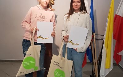 SP NR 1 BRUSY: Uczennice Szkoły Podstawowej nr 1 im. Jana Pawła II w Brusach laureatkami konkursu  „Kreuję swój wizerunek”.